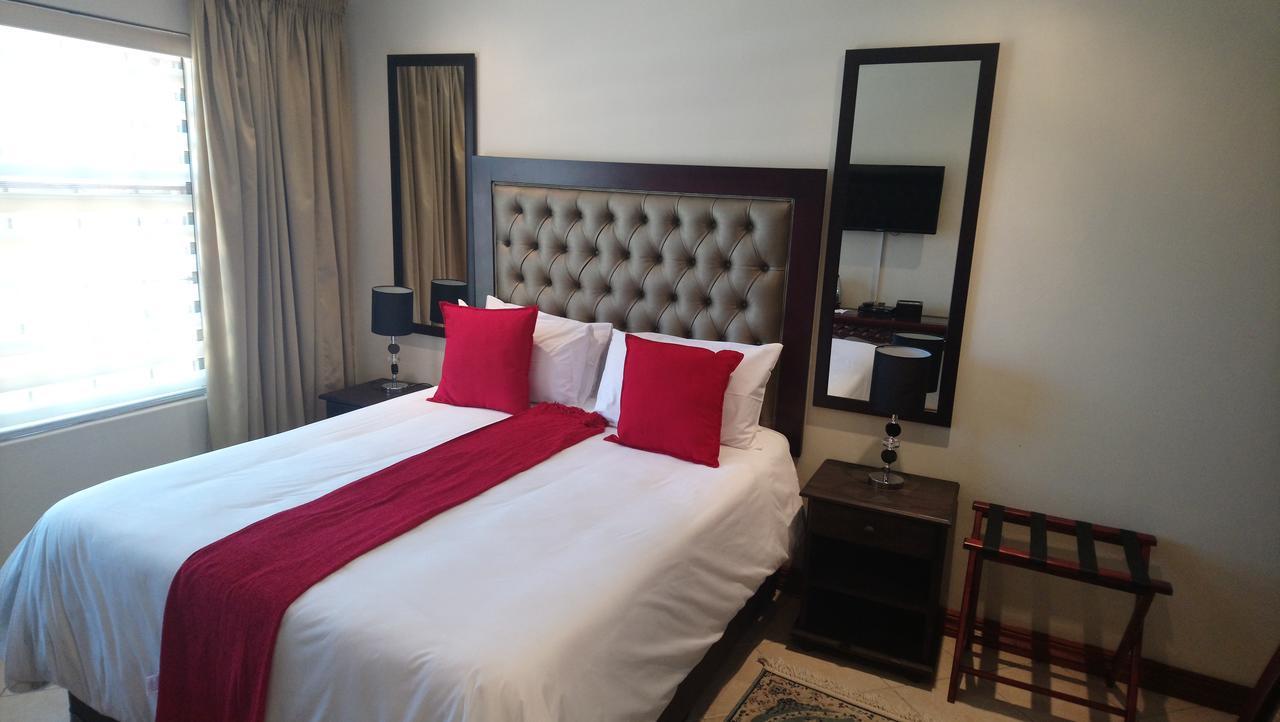Lily White Guest House Centurion Bagian luar foto